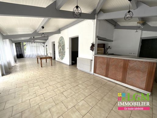 Immeuble 300 m² · à Bélus · 300 m² · 320 000 €