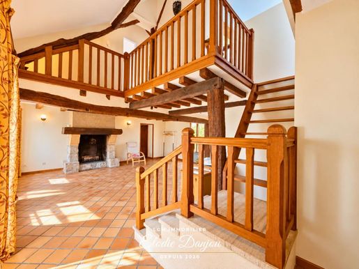 Maison 6 pièces 150 m² · à Châteaudun · 150 m² · 200 000 €