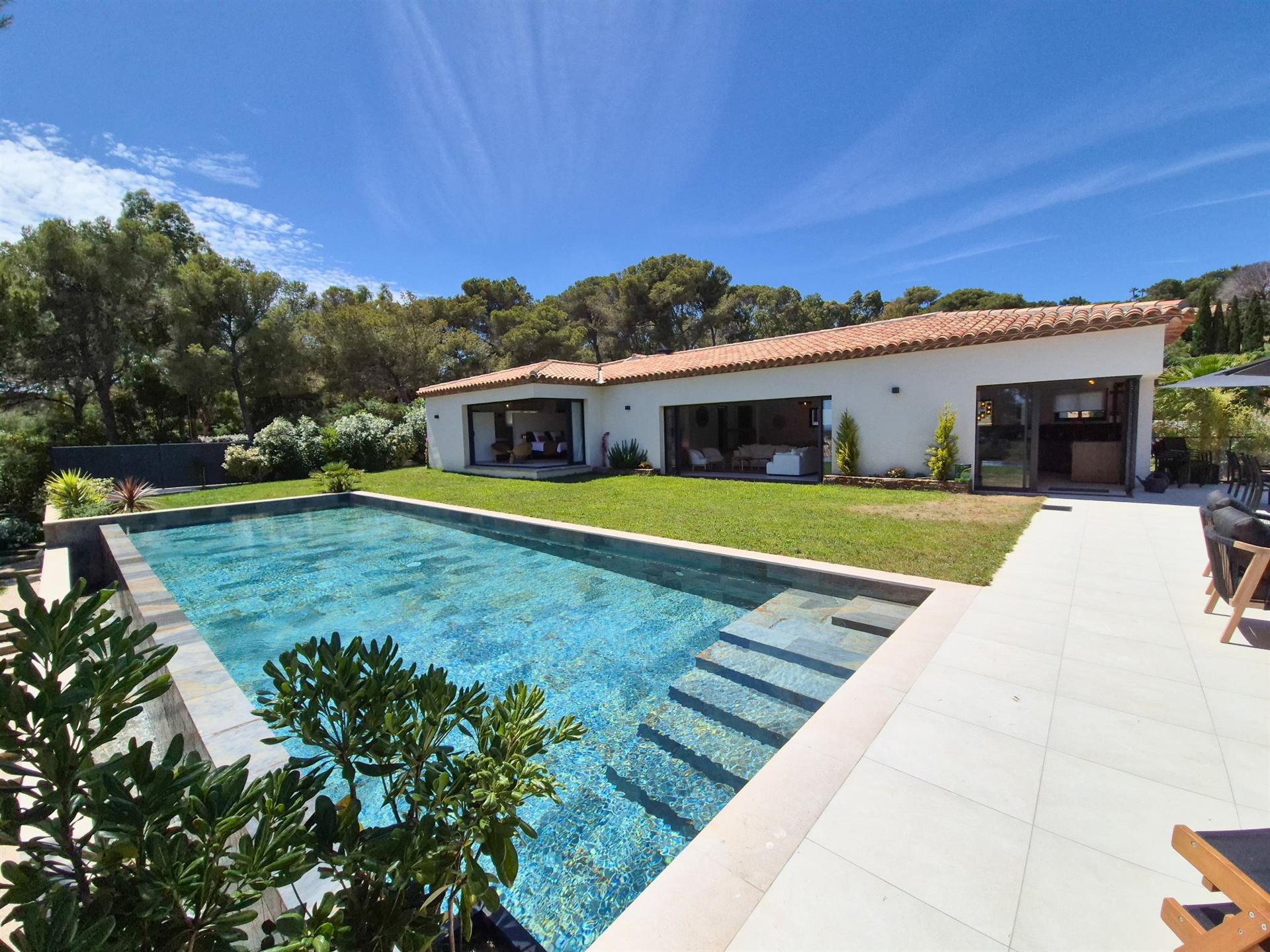 Maison à vendre, 350m², La Croix-Valmer