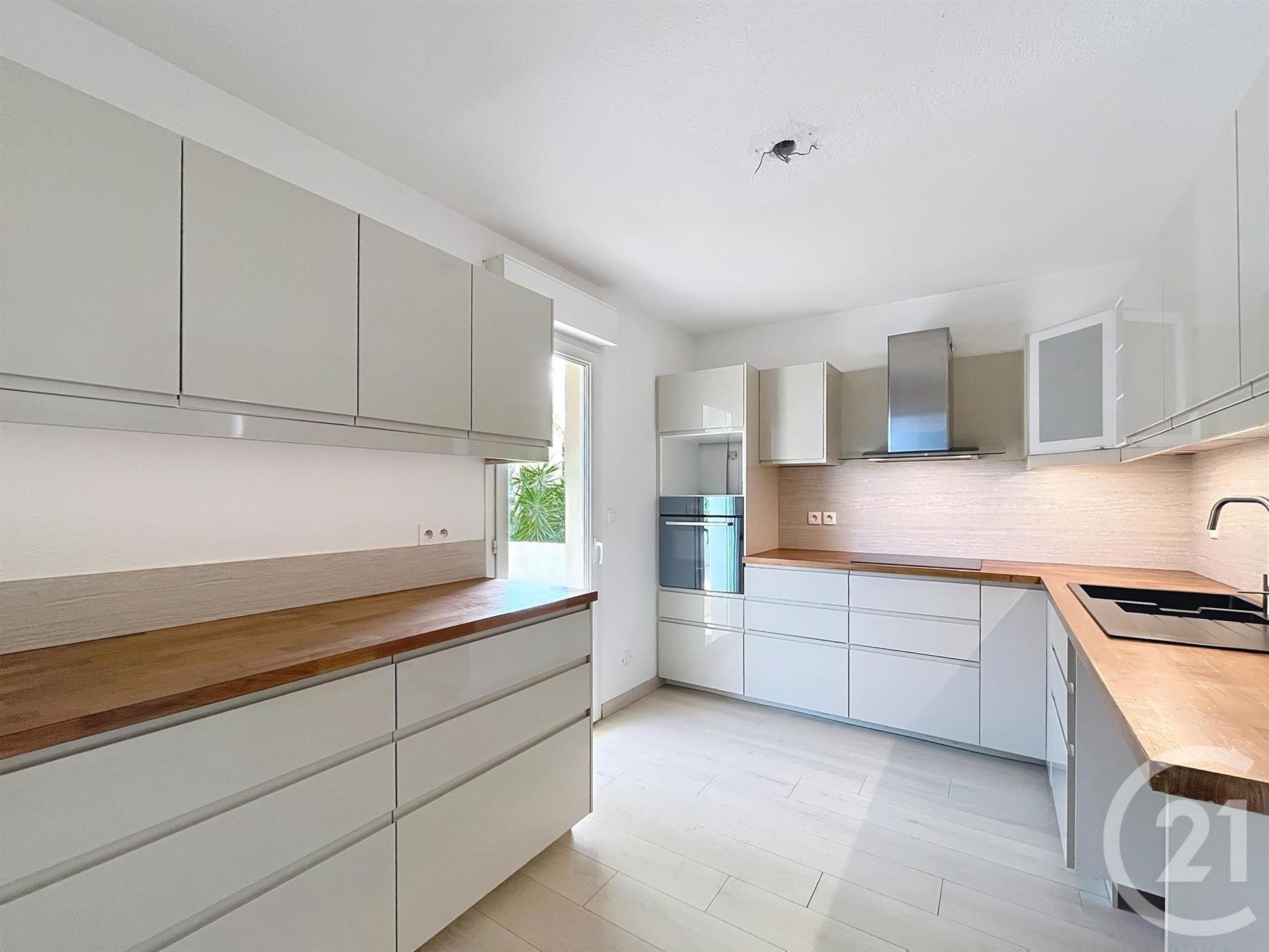 Appartement à vendre, 84m², Cavalaire-sur-Mer