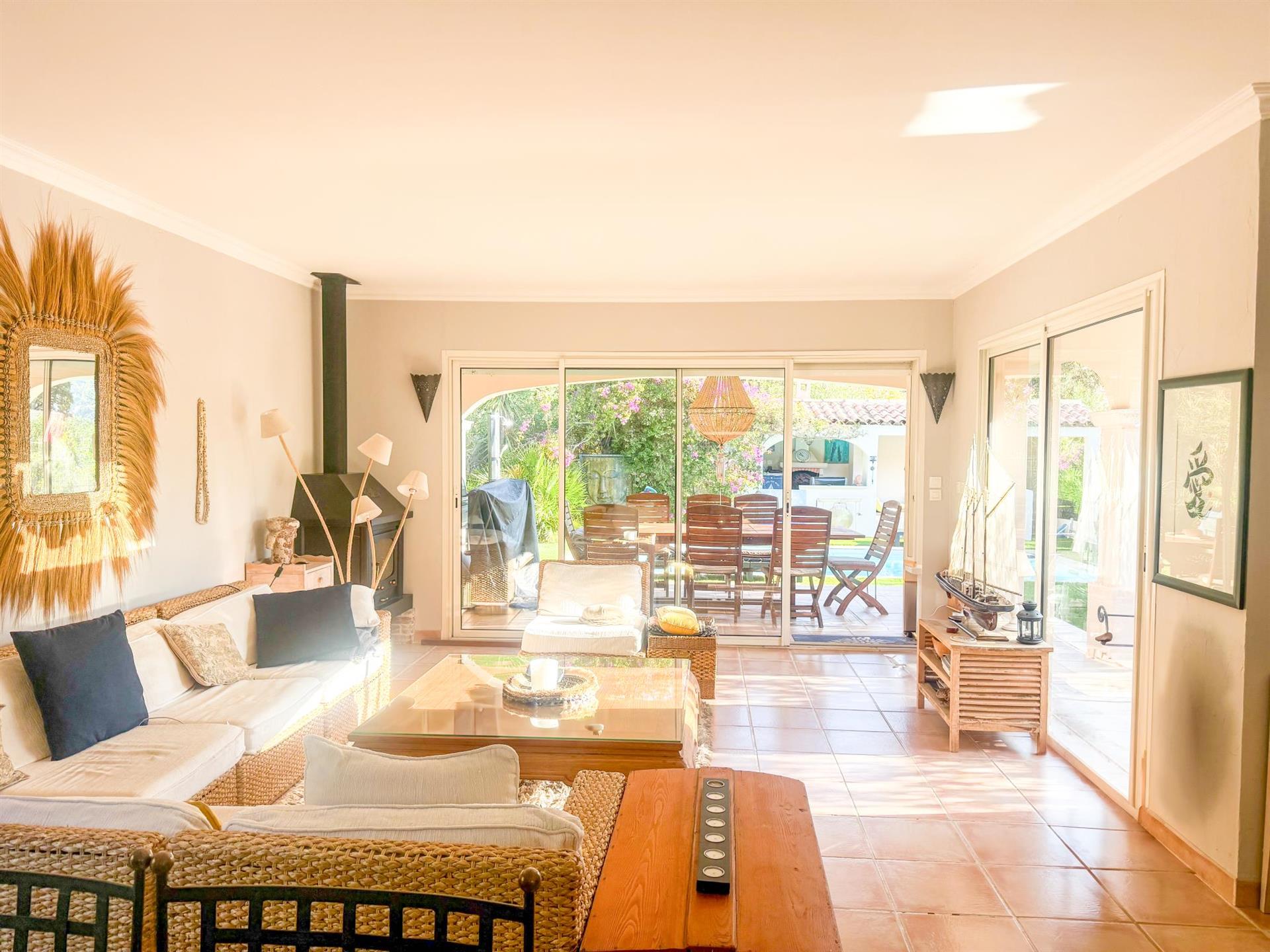 Maison à vendre, 122m², Cavalaire-sur-Mer
