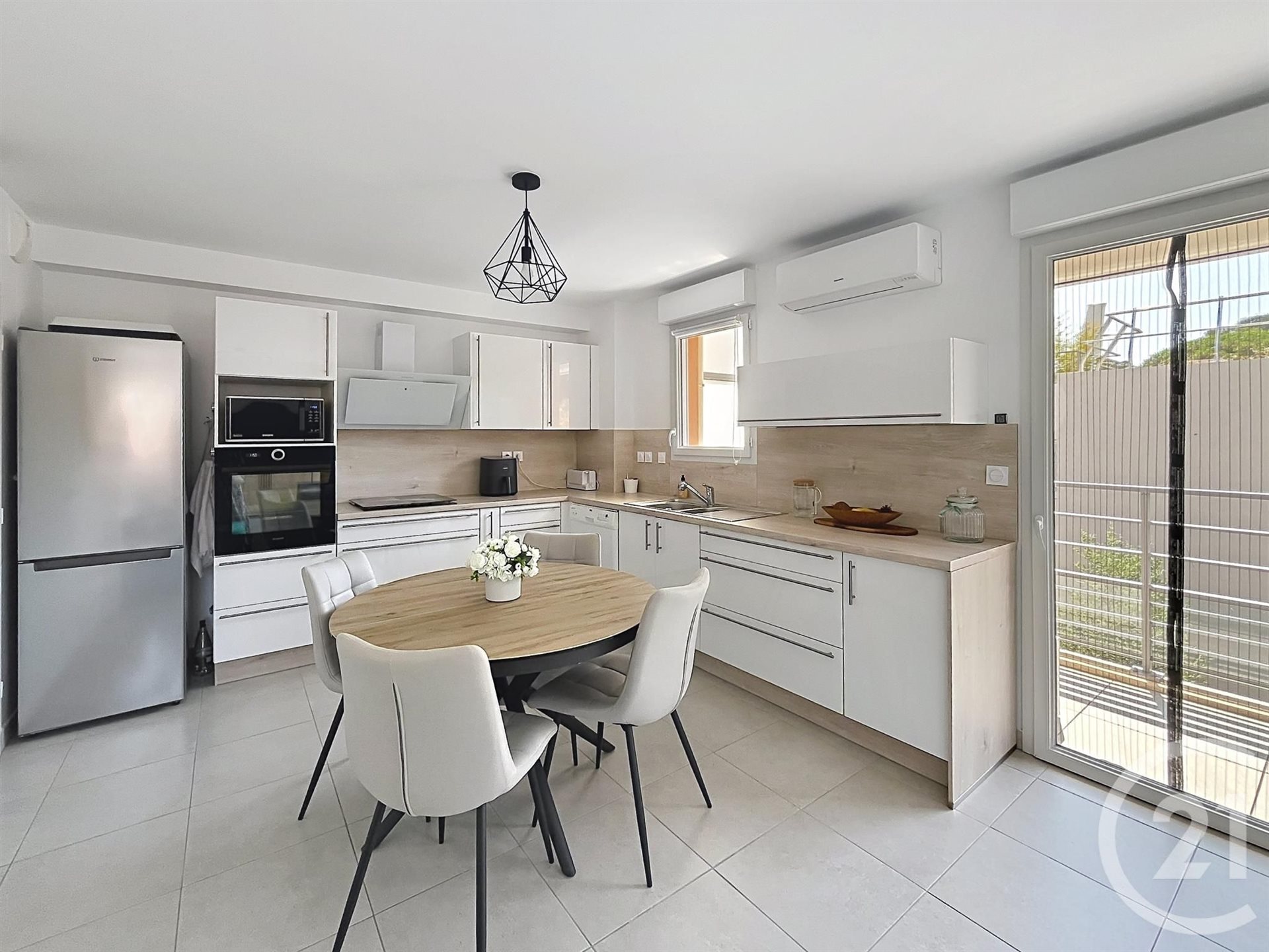 Appartement à vendre, 65m², Cavalaire-sur-Mer