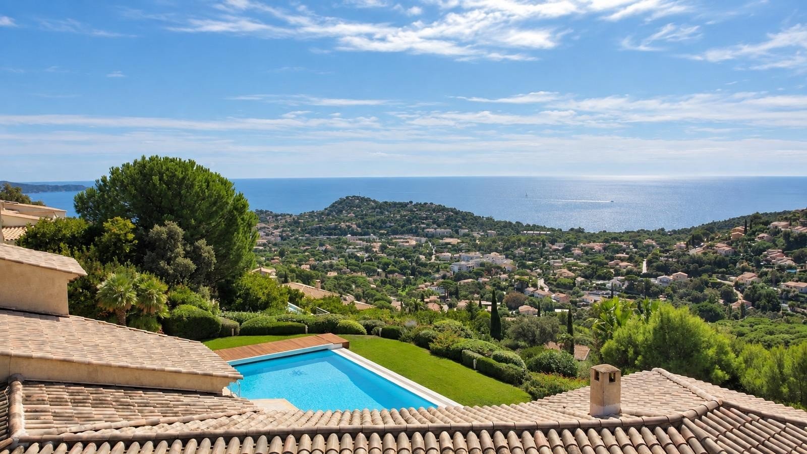 Maison à vendre, 350m², Cavalaire-sur-Mer