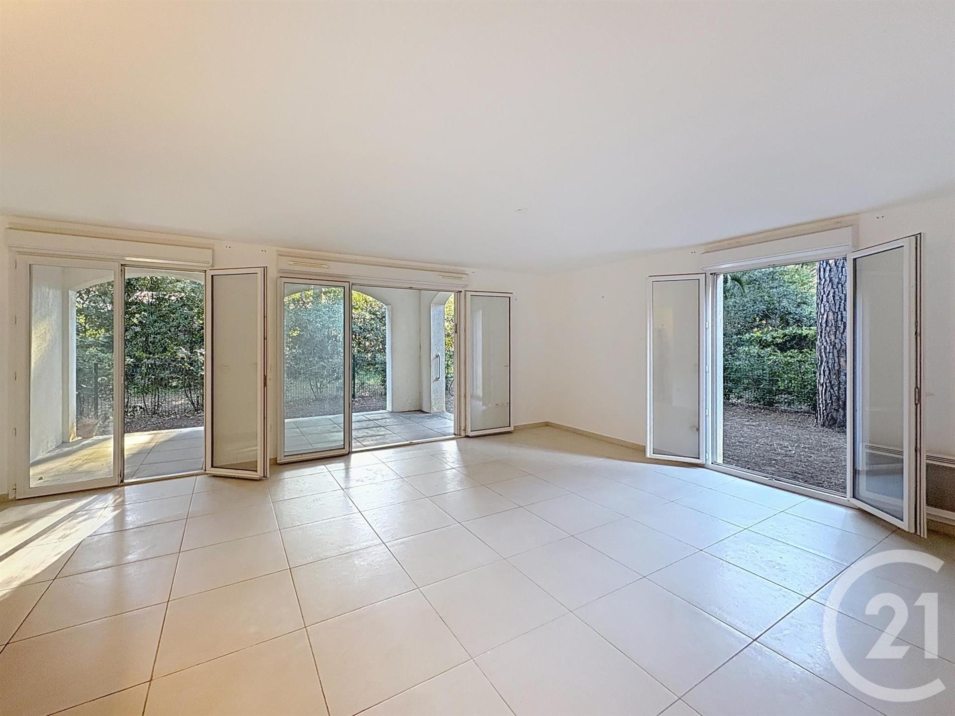 Appartement à vendre, 69m², Cavalaire-sur-Mer