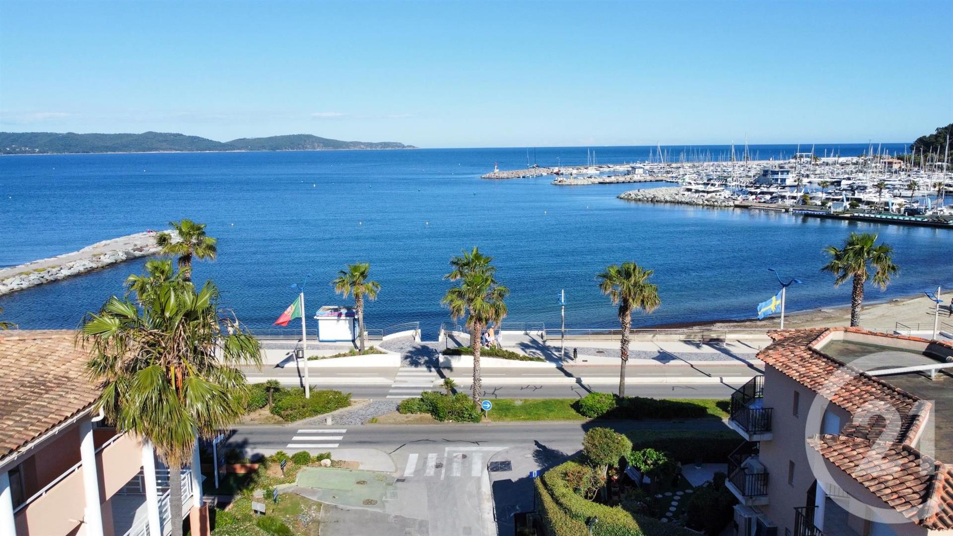 Appartement à vendre, 81m², Cavalaire-sur-Mer