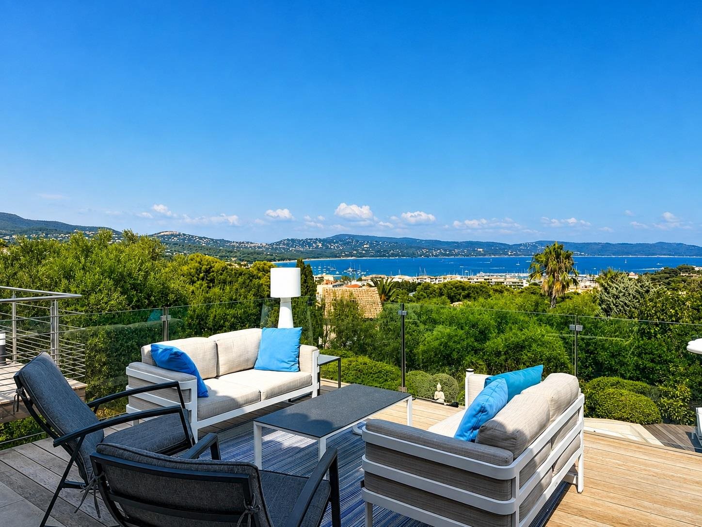 Maison à vendre, 193m², Cavalaire-sur-Mer