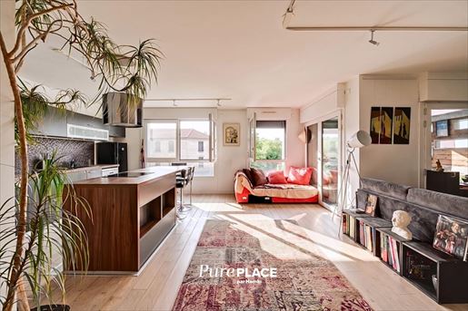 Appartement 3 pièces 128 m² · à Issy-les-Moulineaux · 128 m² · 890 000 €