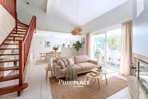 Maison 5 pièces 131 m² · à Ambarès-Et-Lagrave · 131 m² · 449 900 €