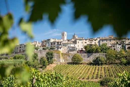 Appartement 3 pièces 119 m² · à Saint-Paul-de-Vence · 119 m² · 675 000 €