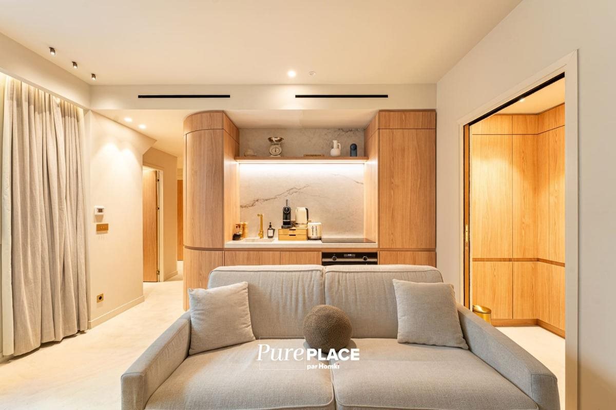 1-room apartment of 32 m² in Marseille 13001, Quai de Rive Neuve - Vue 3