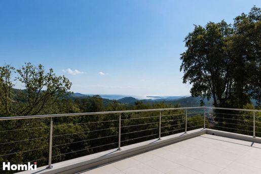Maison 4 pièces 124 m² · aux Adrets-de-l'Estérel · 124 m² · 815 000 €