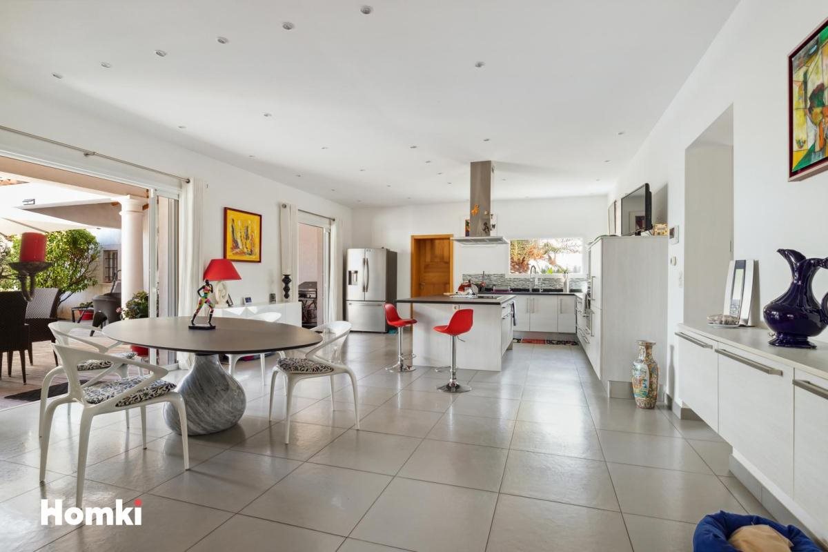 Maison à vendre, 210m², Le Cannet-des-Maures