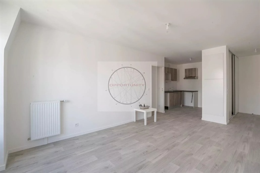 Appartement 3 pièces 64 m² · à Le Blanc-Mesnil · 64 m² · 240 000 €