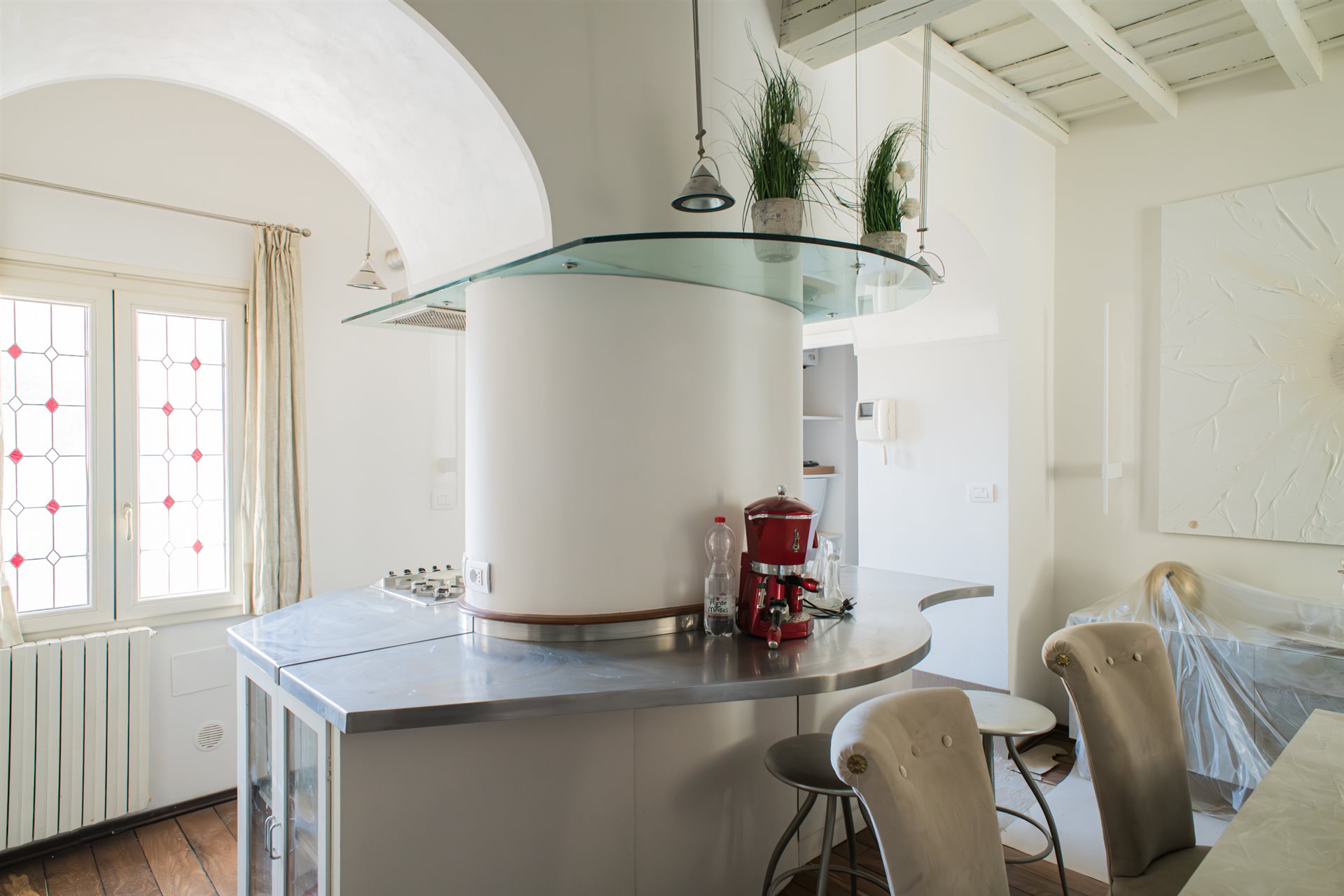 Luxury Apartment In Breathtaking Location In The Heart Of Rome
