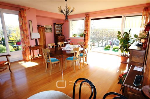 5 pièces 115 m² · à Royan · 115 m² · 346 200 €