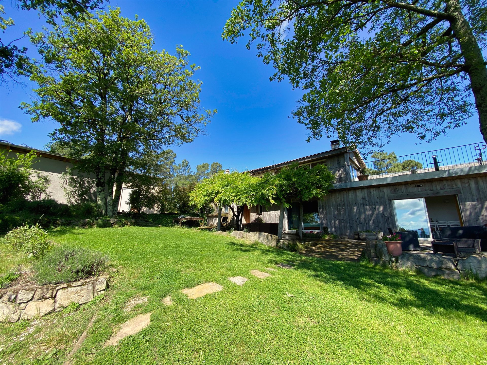 Maison à vendre, 121m², Aubenas