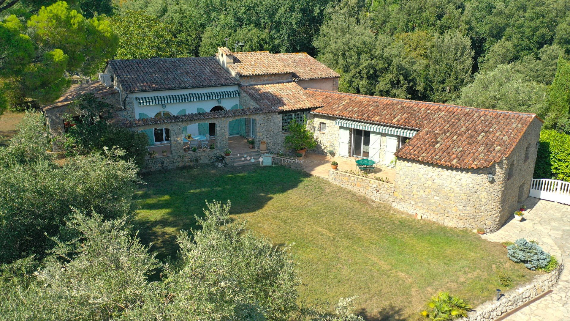 Maison à vendre, 320m², Peymeinade