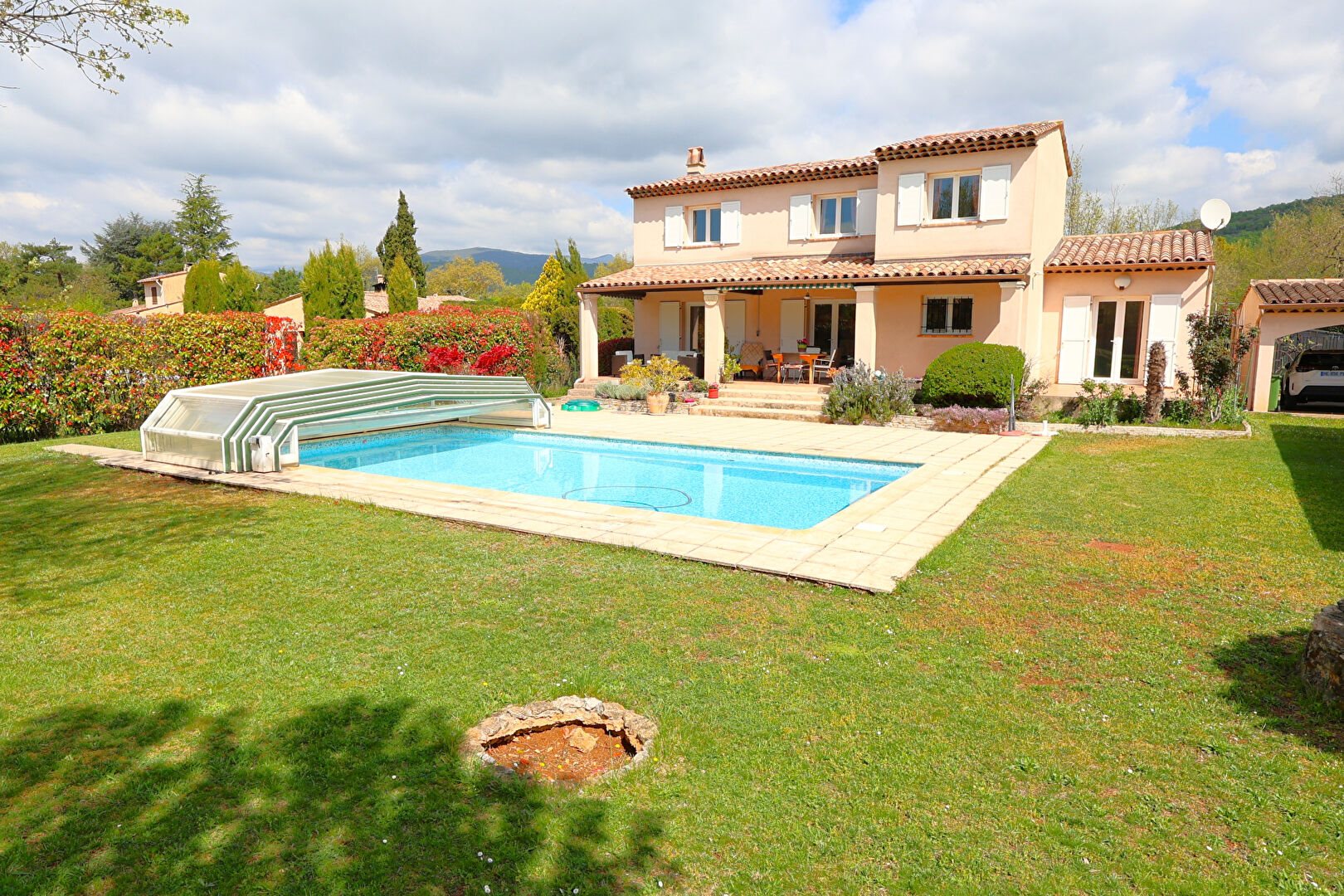 Maison à vendre, 130m², Saint-Cézaire-sur-Siagne