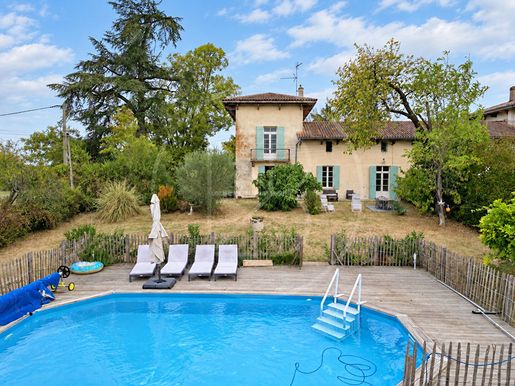 Maison 7 pièces 227 m² · à Monségur · 227 m² · 265 000 €