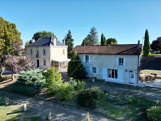 Maison 10 pièces 241 m² · à Saint-André-de-Cubzac · 241 m² · 790 000 €
