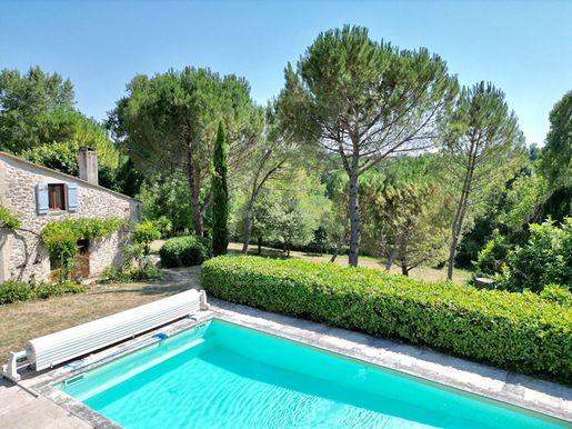 Maison 14 pièces 383 m² · à Pellegrue · 383 m² · 892 500 €