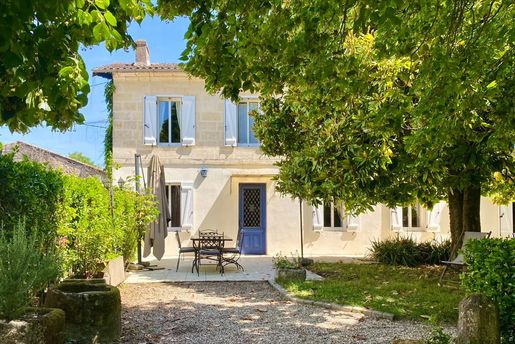Maison 5 pièces 122 m² · à Branne · 122 m² · 399 000 €