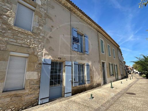 Maison 5 pièces 150 m² · à Gensac · 150 m² · 231 000 €