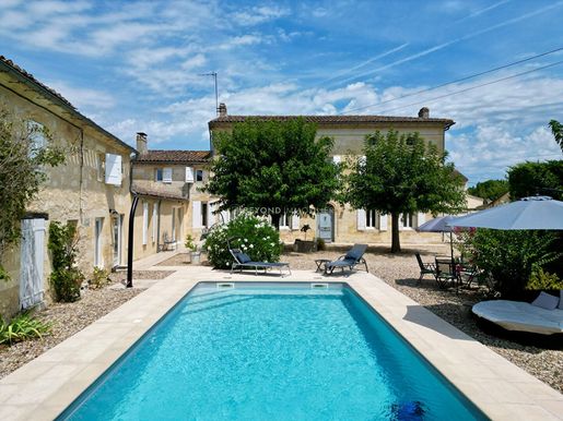 Maison 10 pièces 270 m² · à Saint-Émilion · 270 m² · 625 000 €