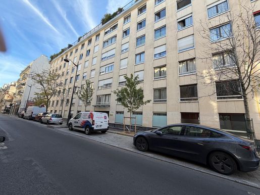 Appartement 3 pièces 68 m² · à Paris · 68 m² · 945 000 €
