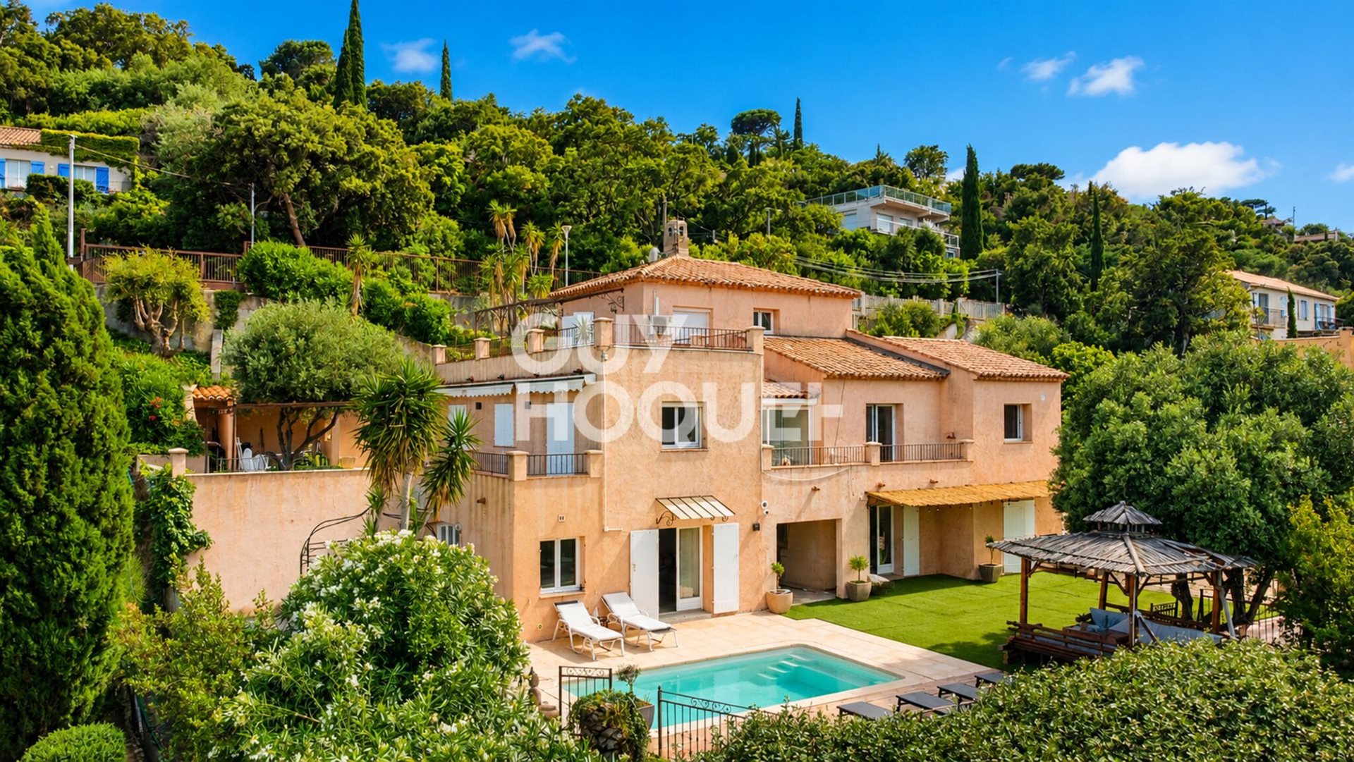 Maison à vendre, 250m², Cavalaire-sur-Mer