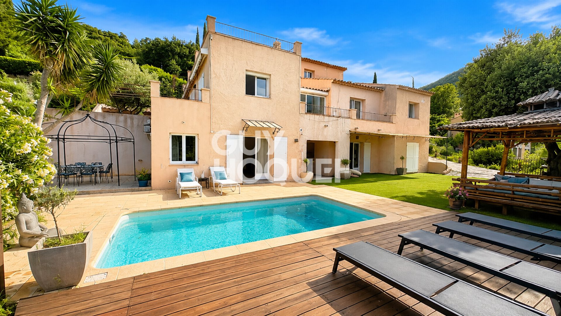 Maison à vendre, 250m², Cavalaire-sur-Mer