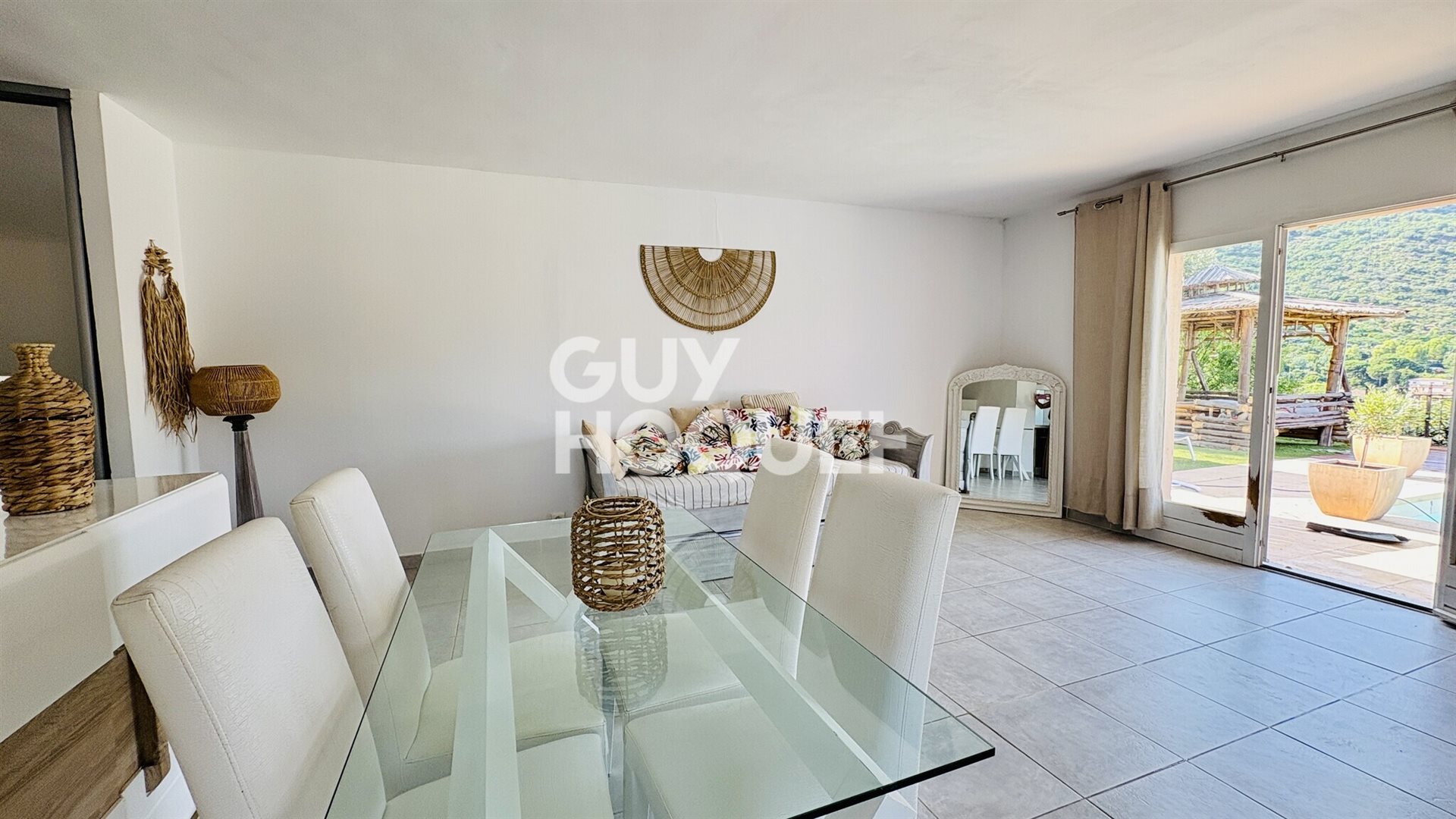 Maison à vendre, 250m², Cavalaire-sur-Mer