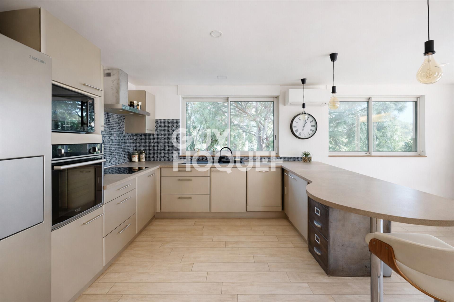 Maison à vendre, 159m², Cavalaire-sur-Mer