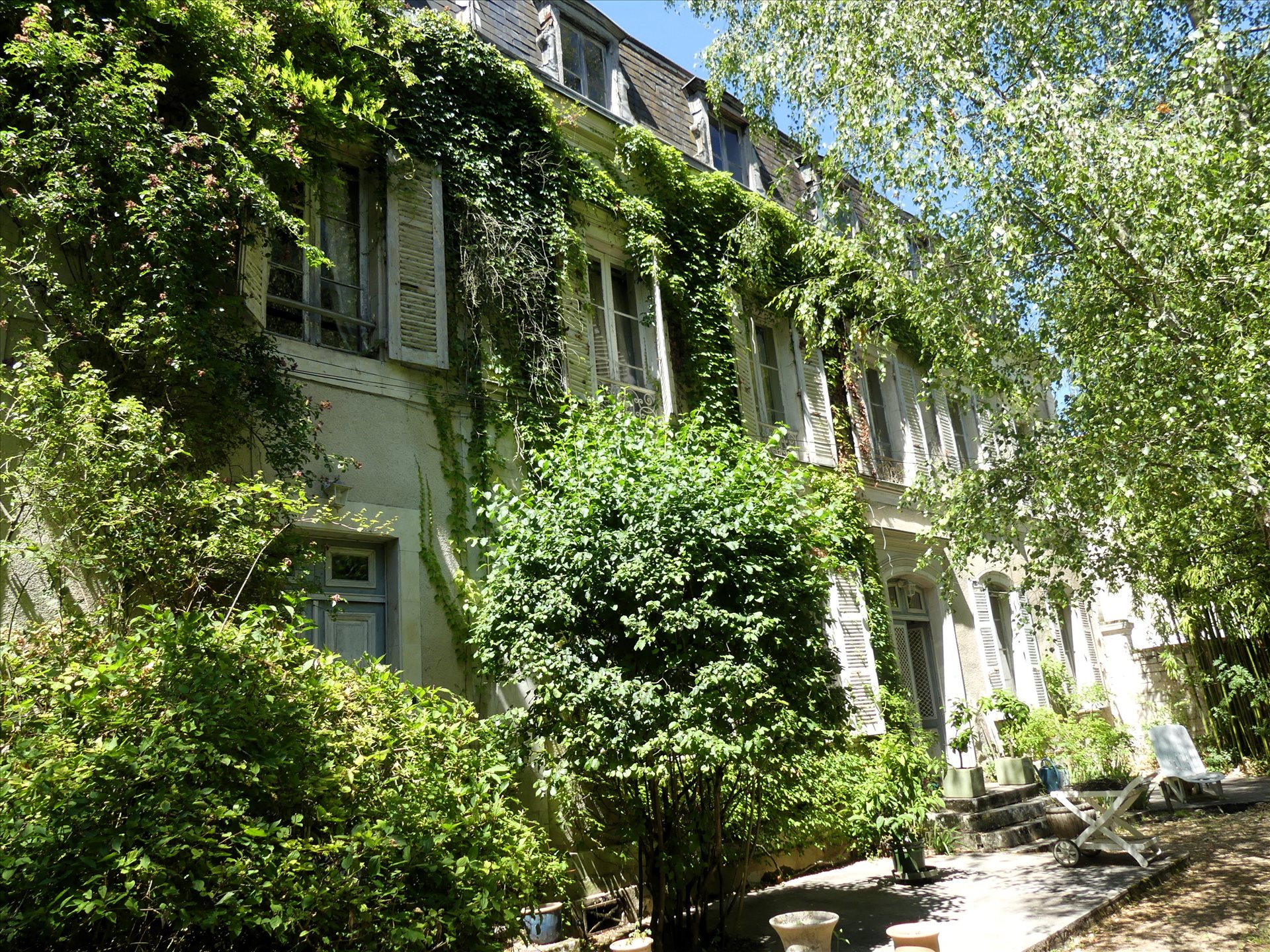 14 pièces 403 m² · à Courson-les-Carrières · 403 m² · 267 500 €