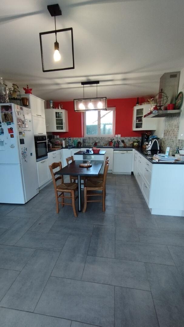 Maison à vendre, 176m², Yzeures-sur-Creuse