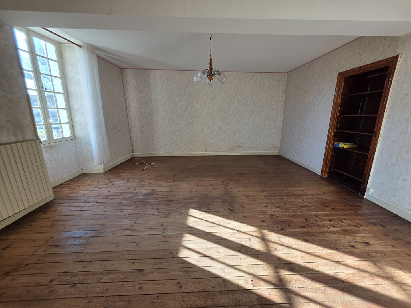 Maison à vendre, 177m², Tournon-Saint-Martin