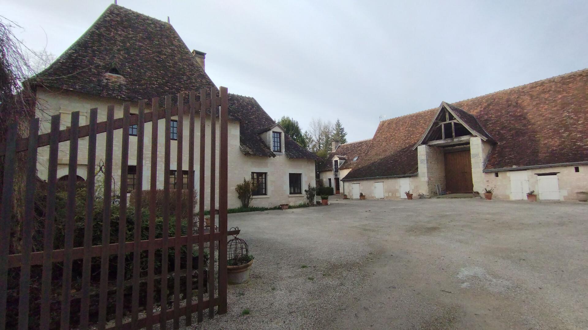 Maison à vendre, 199m², Azay-le-Ferron