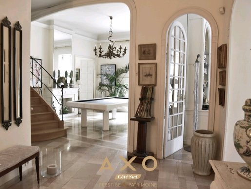 Appartement 7 pièces 283 m² · à Nîmes · 283 m² · 987 000 €