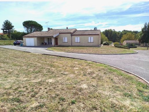 Maison 7 pièces 160 m² · à Fumel · 160 m² · 291 500 €