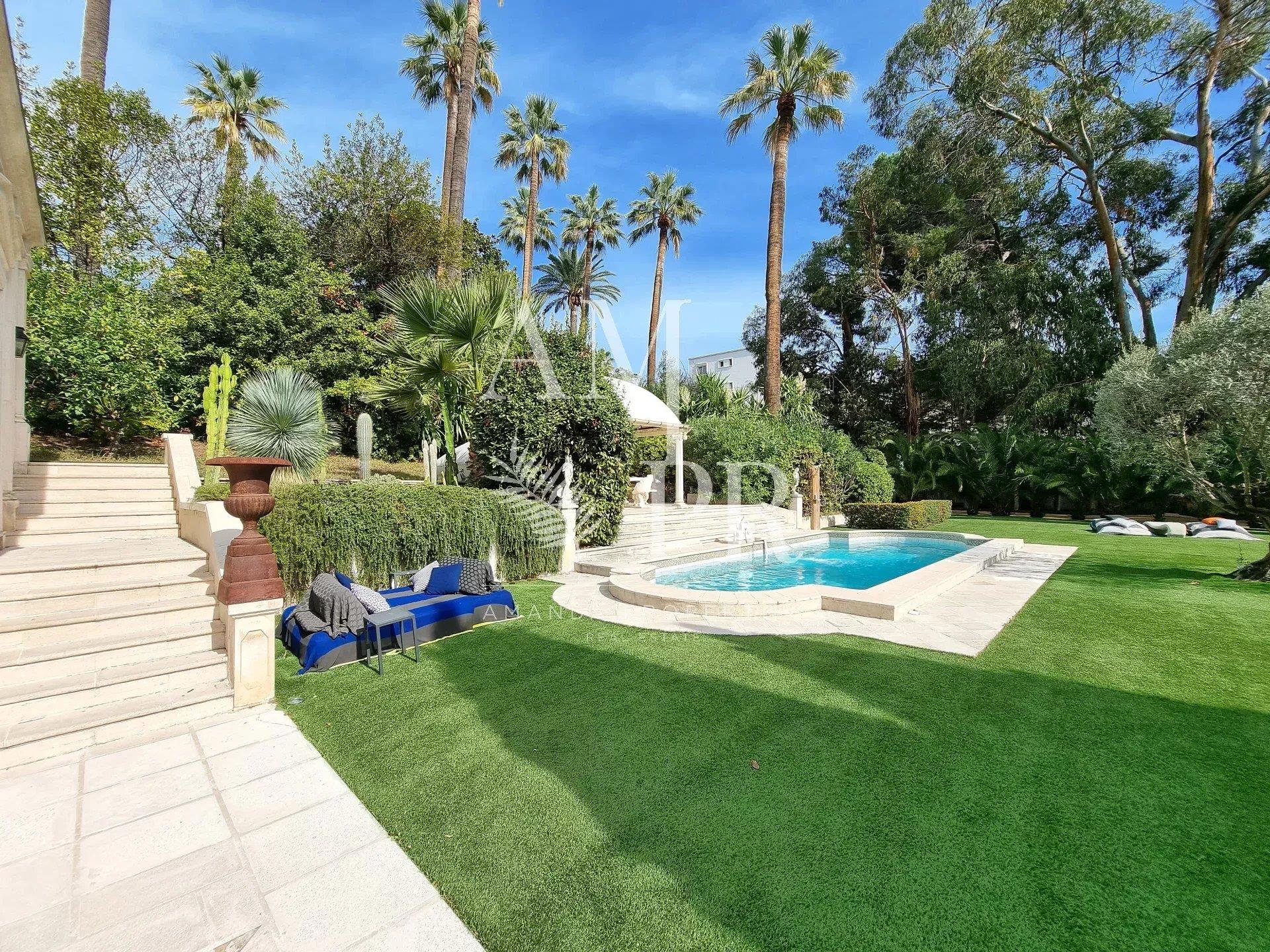 Maison à vendre, 370m², Cannes