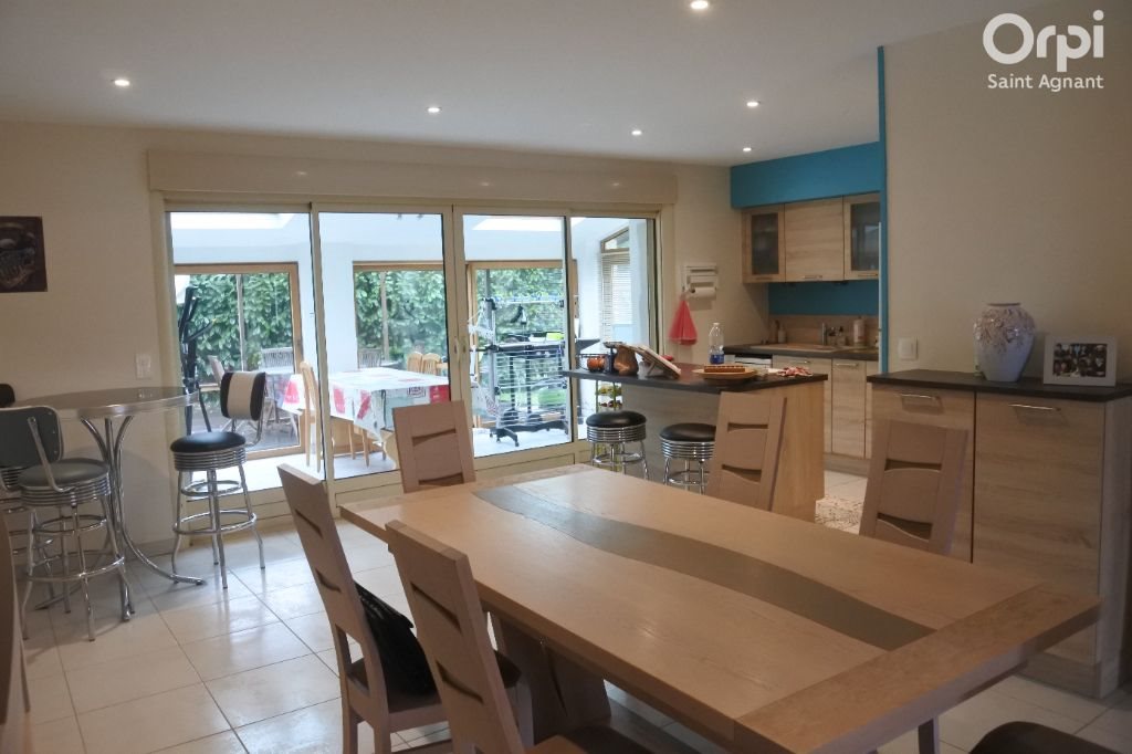 Maison à vendre, 158m², Saint-Agnant