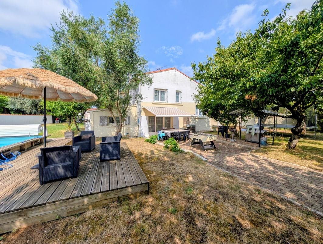 Maison à vendre, 163m², Échillais