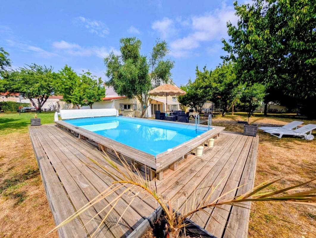 Maison à vendre, 163m², Échillais