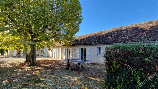 Maison 7 pièces 235 m² · à Bergerac · 235 m² · 420 000 €