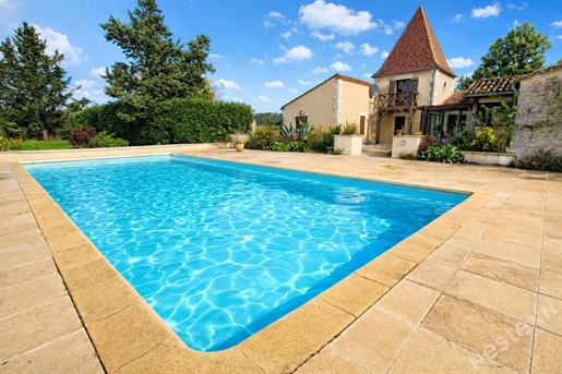 23 pièces 455 m² · à Bergerac · 455 m² · 574 750 €