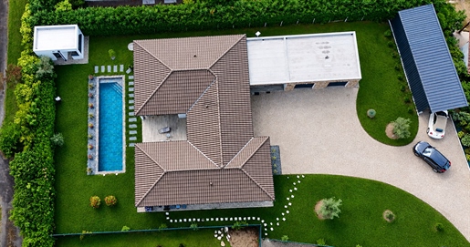 Maison 5 pièces 158 m² · à Bergerac · 158 m² · 599 000 €