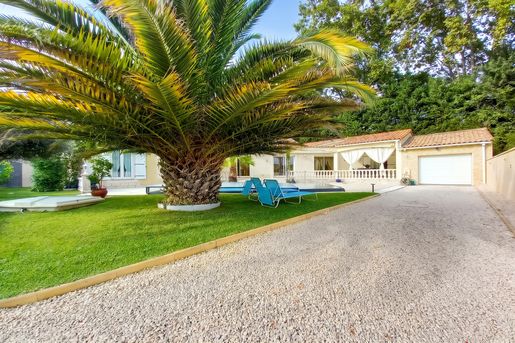 Maison 6 pièces 145 m² · à Uzès · 145 m² · 549 000 €