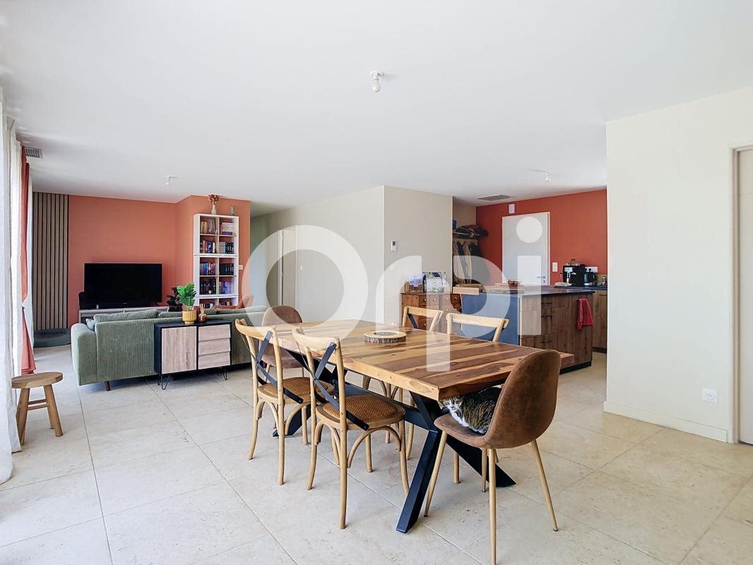 Maison à vendre, 110m², Bassillac et Auberoche