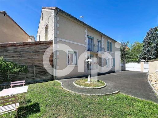 Immeuble 223 m² · à Périgueux · 223 m² · 417 000 €