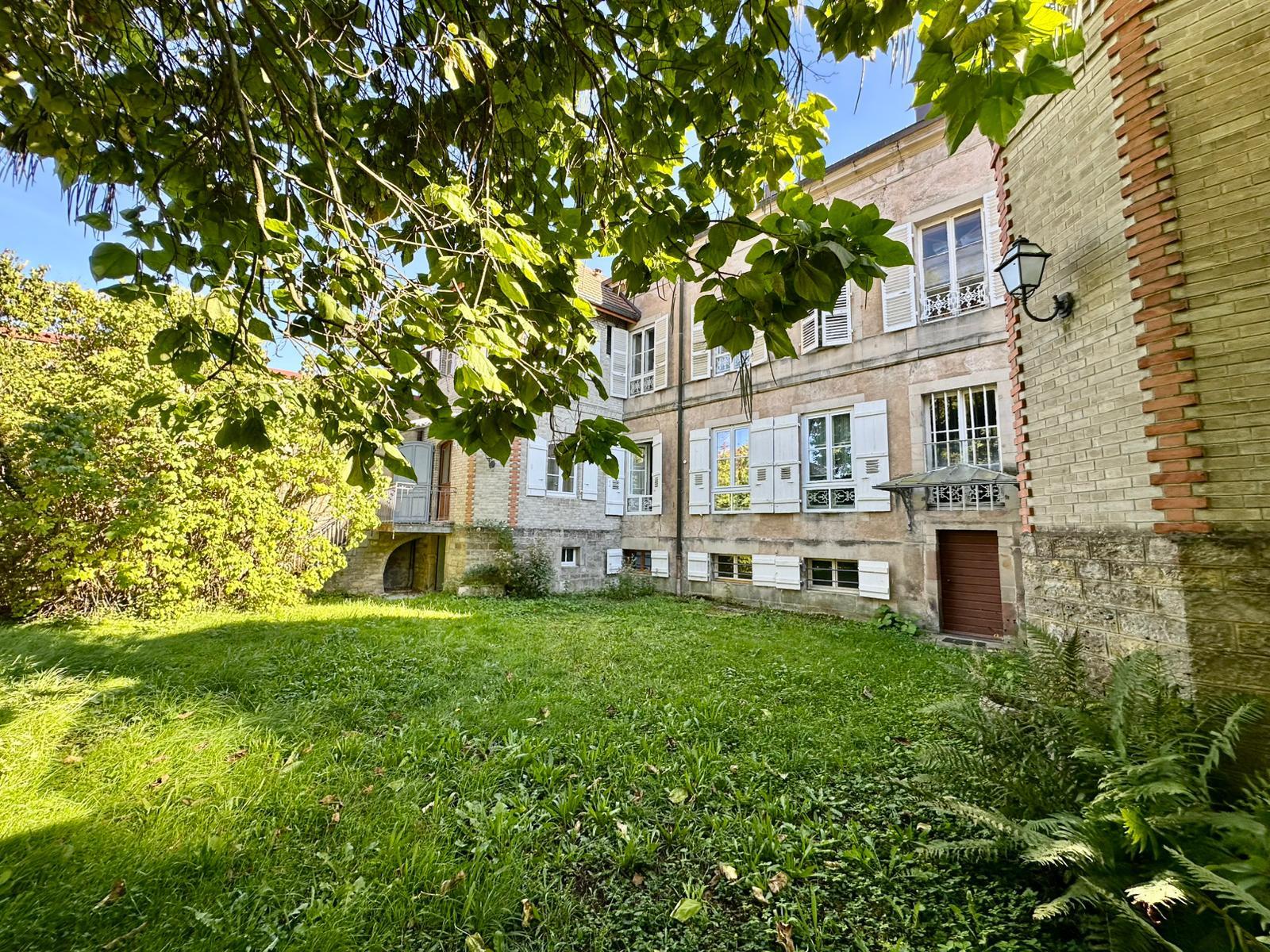 Maison à vendre, 316m², Lure